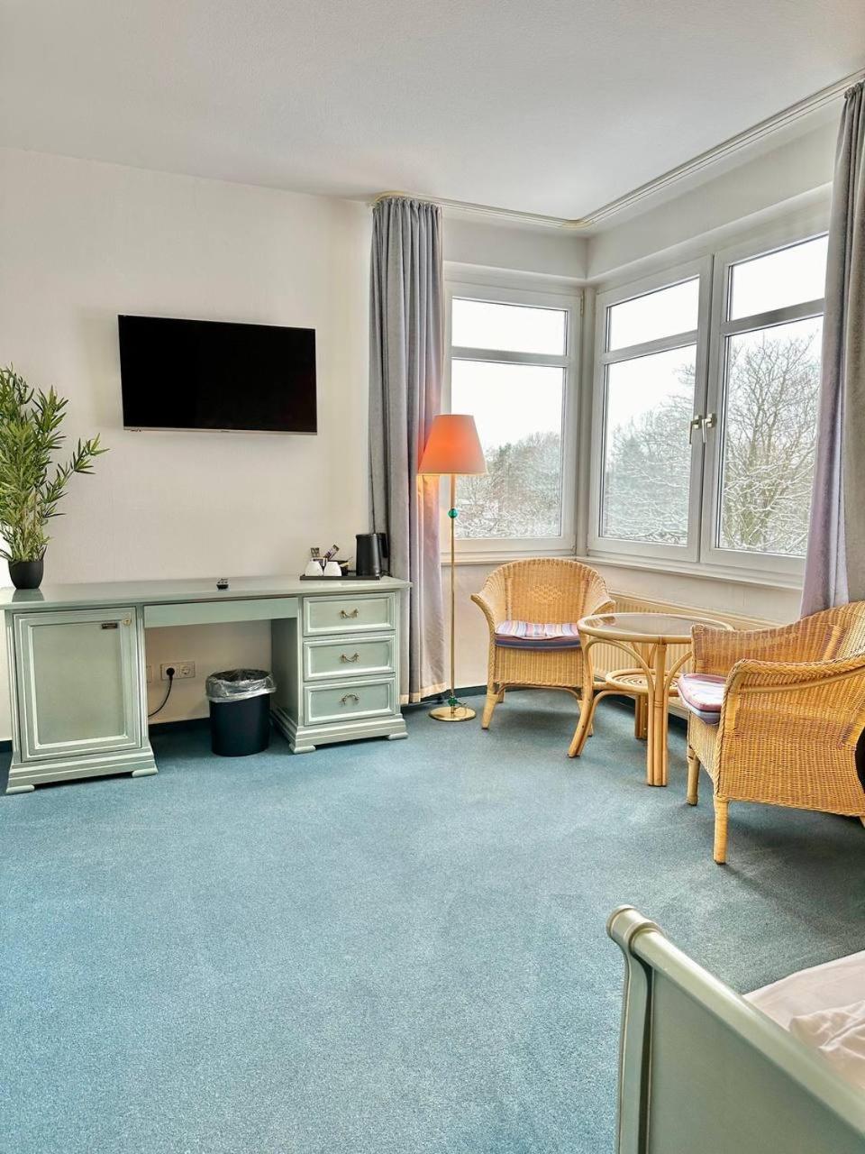 Gaestehaus Weserblick Am Weser-Sandstrand Berne Экстерьер фото