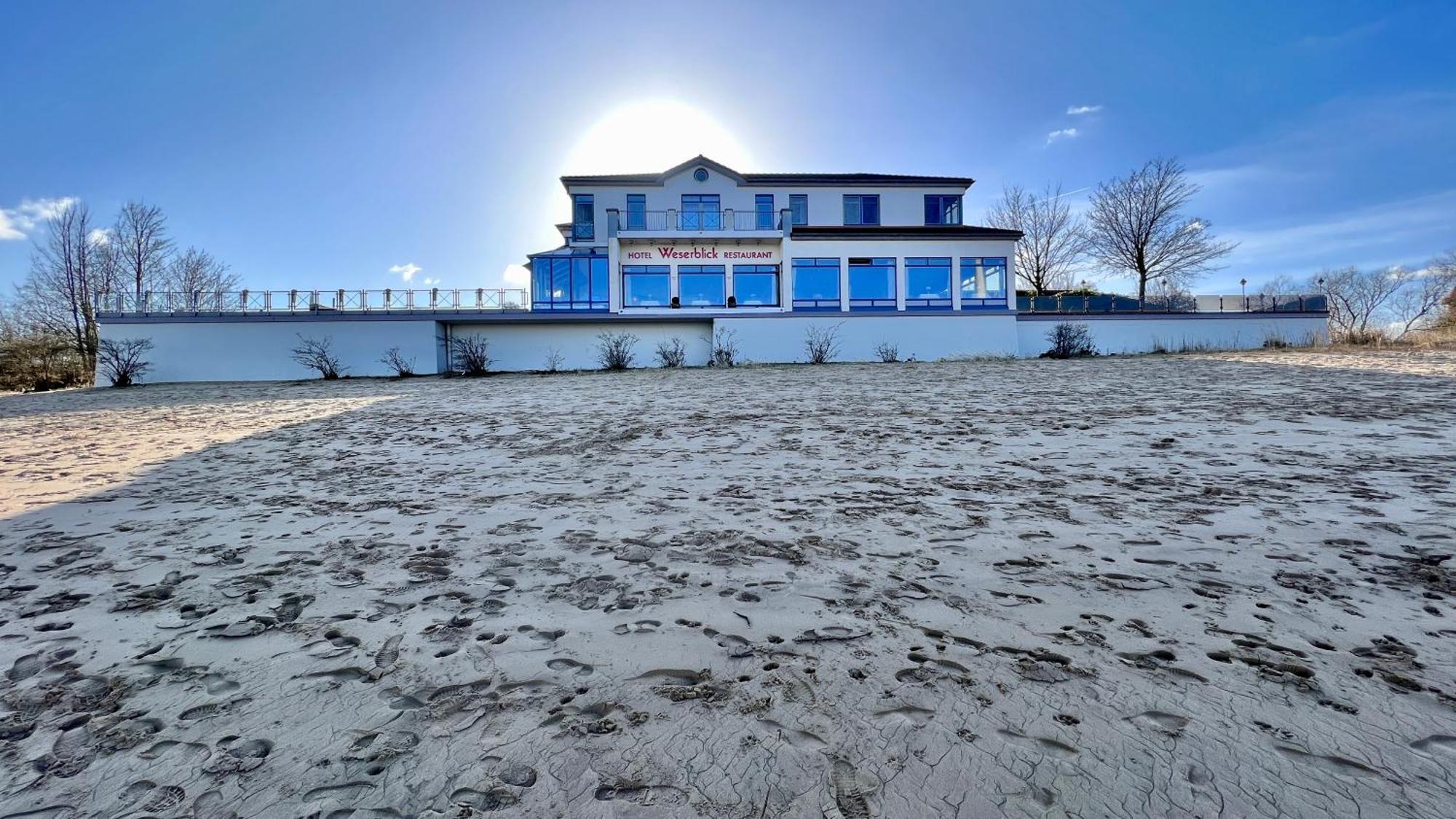 Gaestehaus Weserblick Am Weser-Sandstrand Berne Экстерьер фото