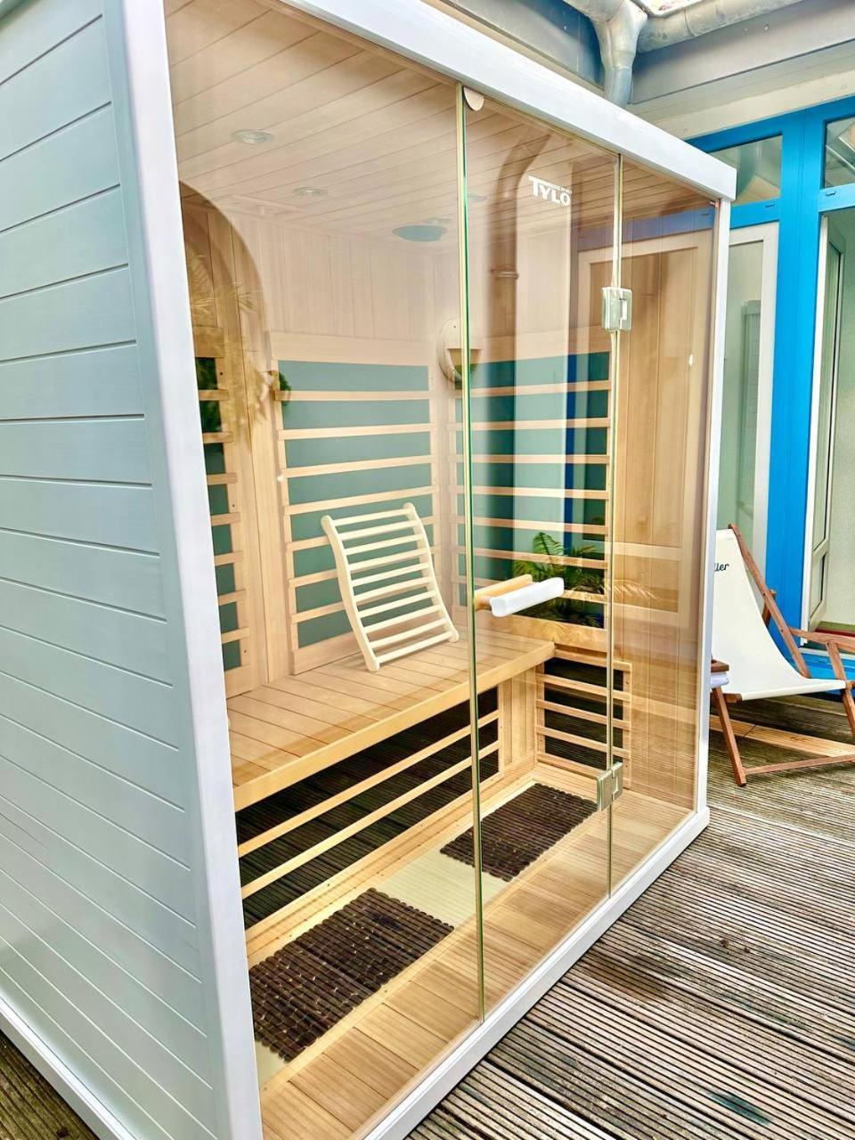 Gaestehaus Weserblick Am Weser-Sandstrand Berne Экстерьер фото